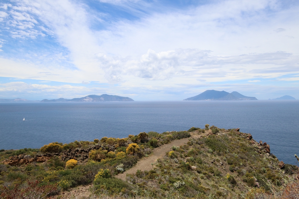 Tolle Aussicht vom Wanderweg zum Punta del Corvo