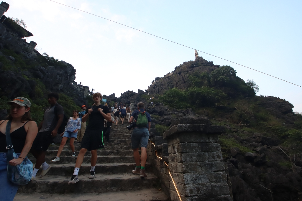 Aufstieg zum Lying Dragon auf dem Hang Mua