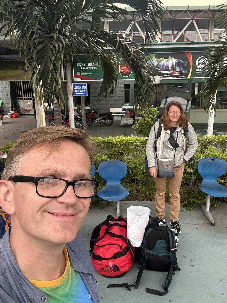 Warten auf die Abfahrt des Zuges