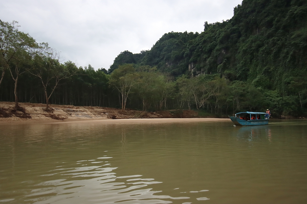 Bootsfahrt zur Phong Nha Höhle