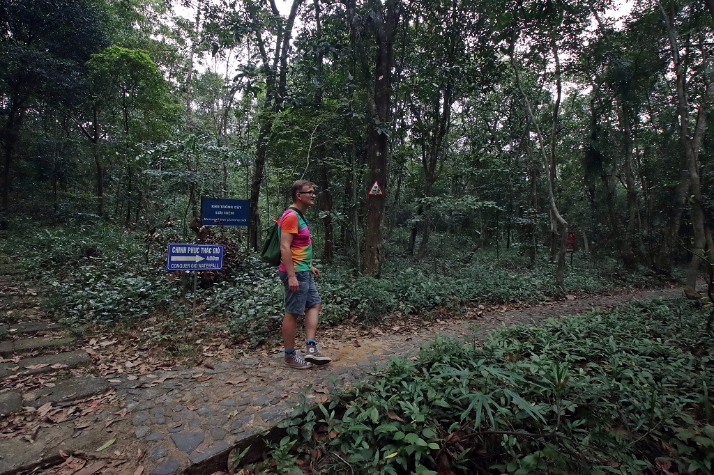 Wanderung zum Gio-Wasserfall im Phong Nha-Ke Bang-Nationalpark