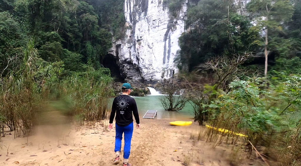 Ankunft am Camp an der Ken Cave