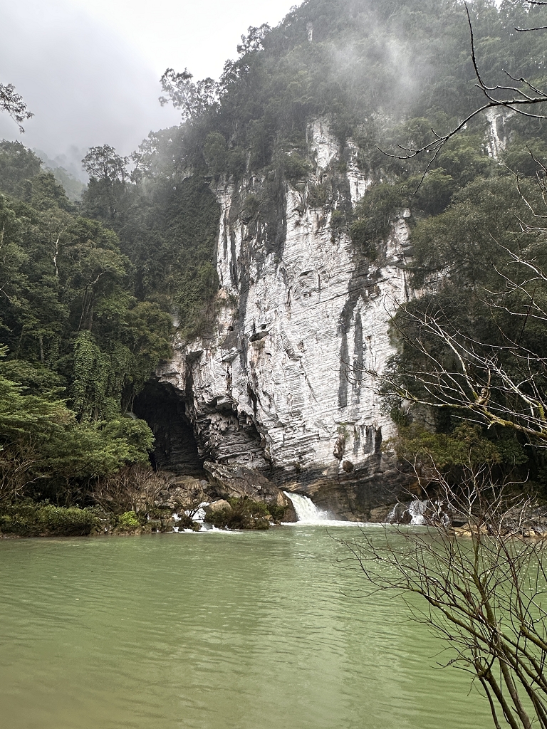 Ankunft am Camp an der Ken Cave