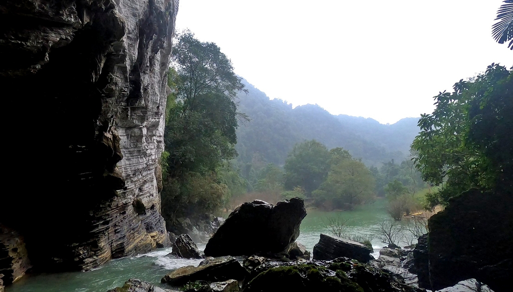 Erkundung der Ken Cave
