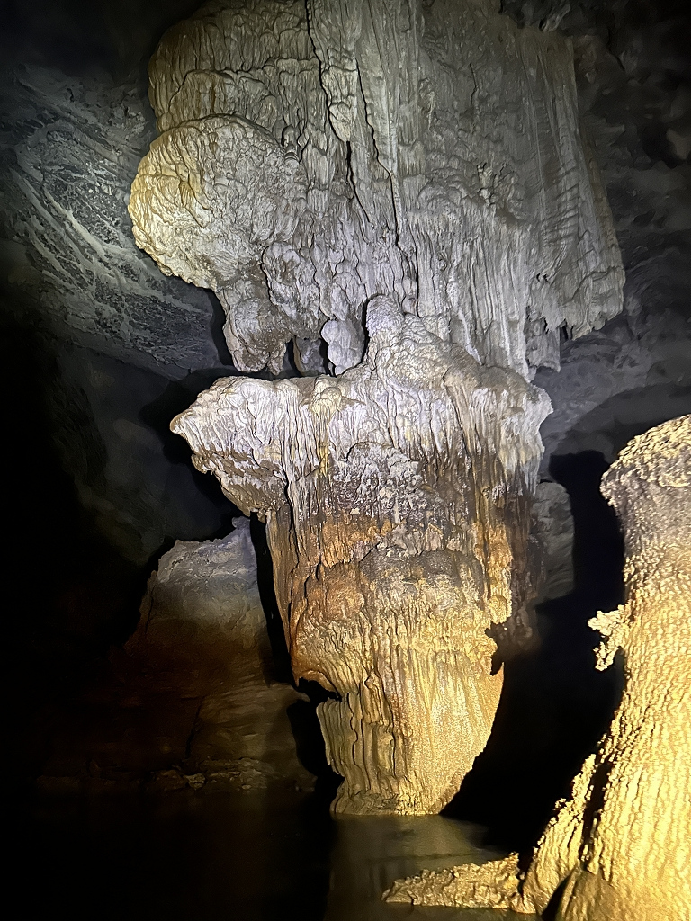 Tropfsteine in der Ken Cave