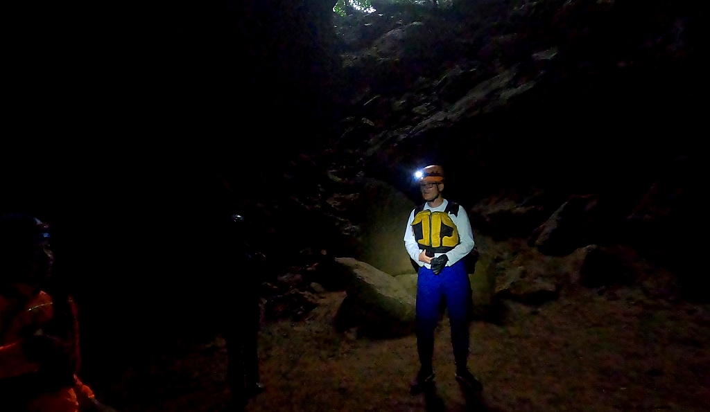 Erkundung der Kim Cave