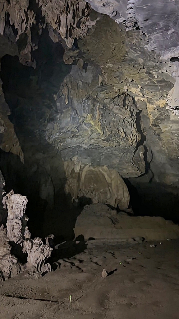 Erkundung der Tu Lan Höhle