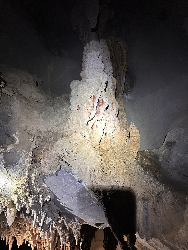 Erkundung der Tu Lan Höhle