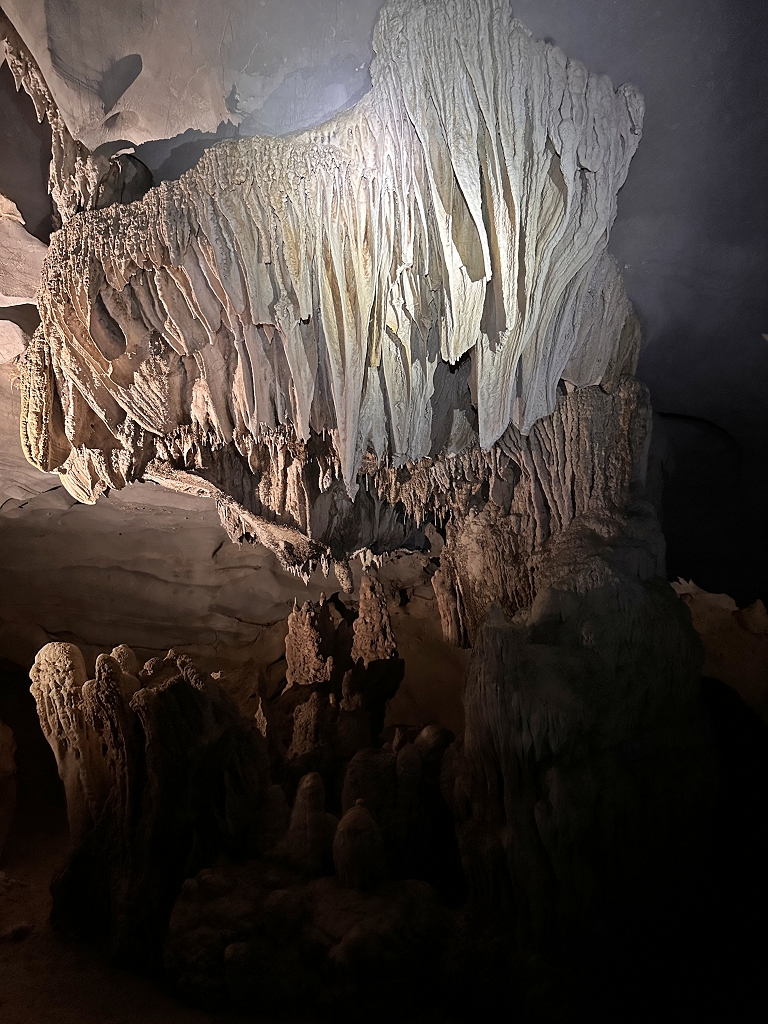 Erkundung der Tu Lan Höhle