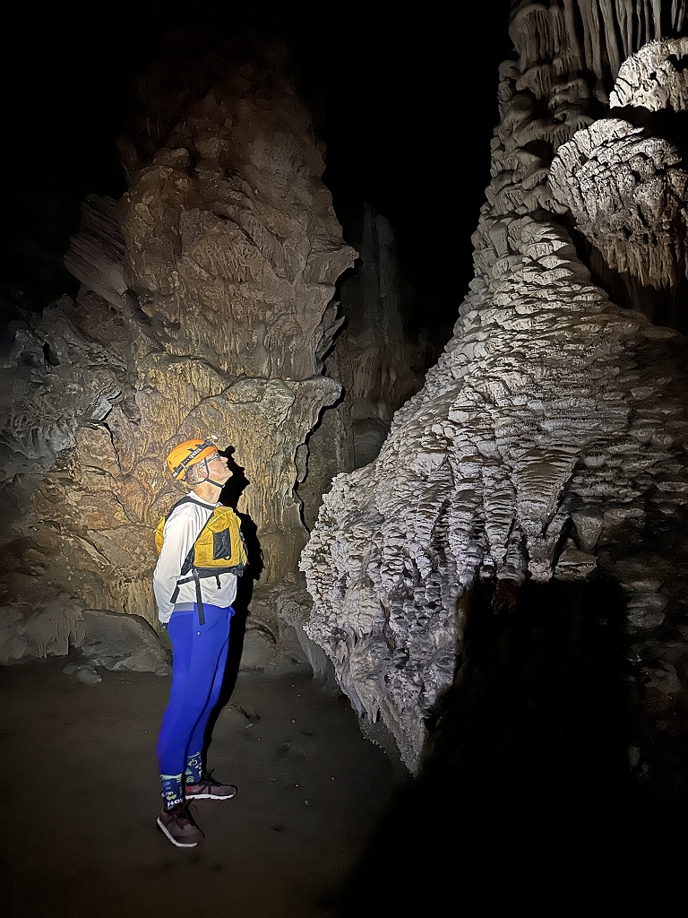 Tropfsteine in der Tu Lan Höhle