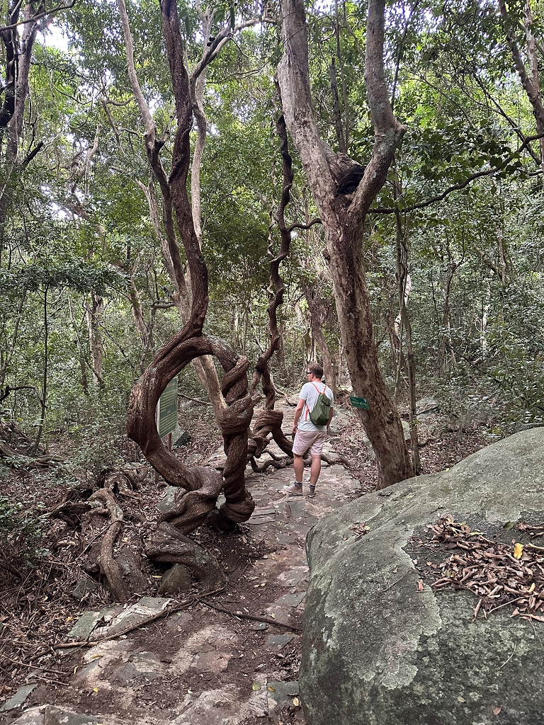 Wanderung zu den Stränden Dat Tham und Bãi Bàng im Con Dao National Park