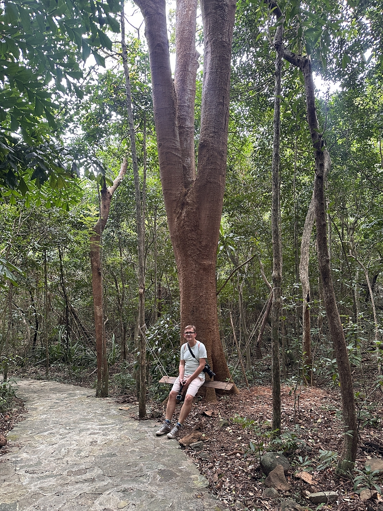 Wanderung zu den Stränden Dat Tham und Bãi Bàng im Con Dao National Park