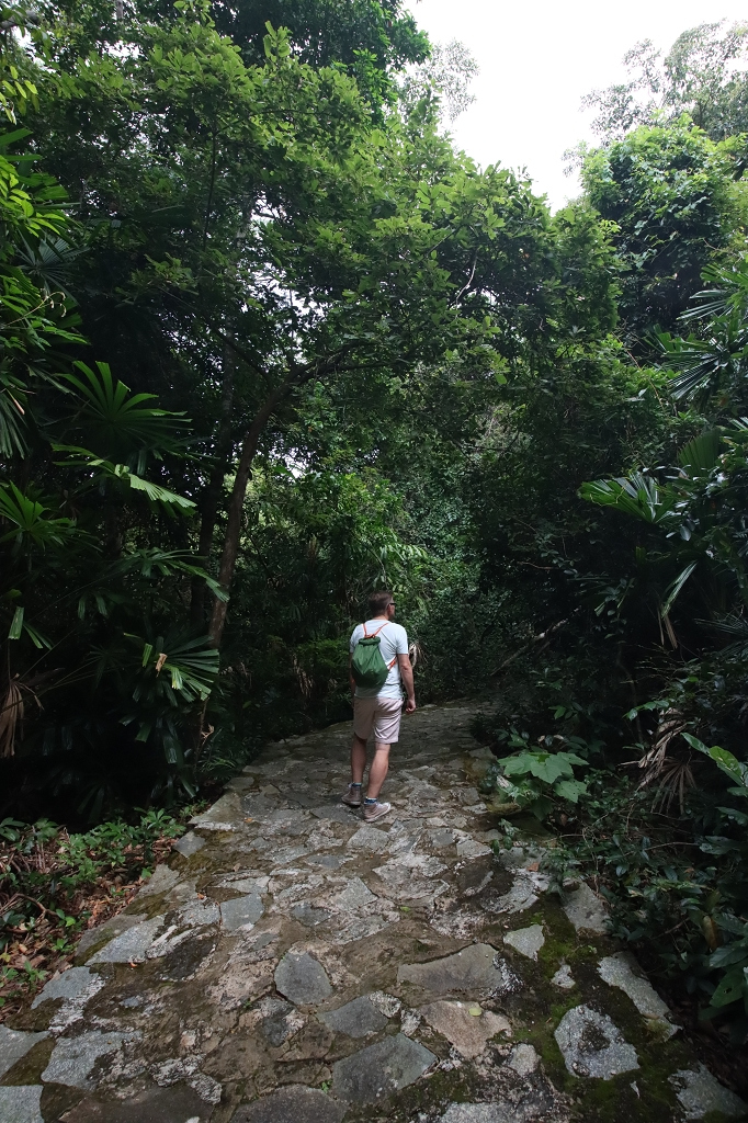 Wanderung zu den Stränden Dat Tham und Bãi Bàng im Con Dao National Park