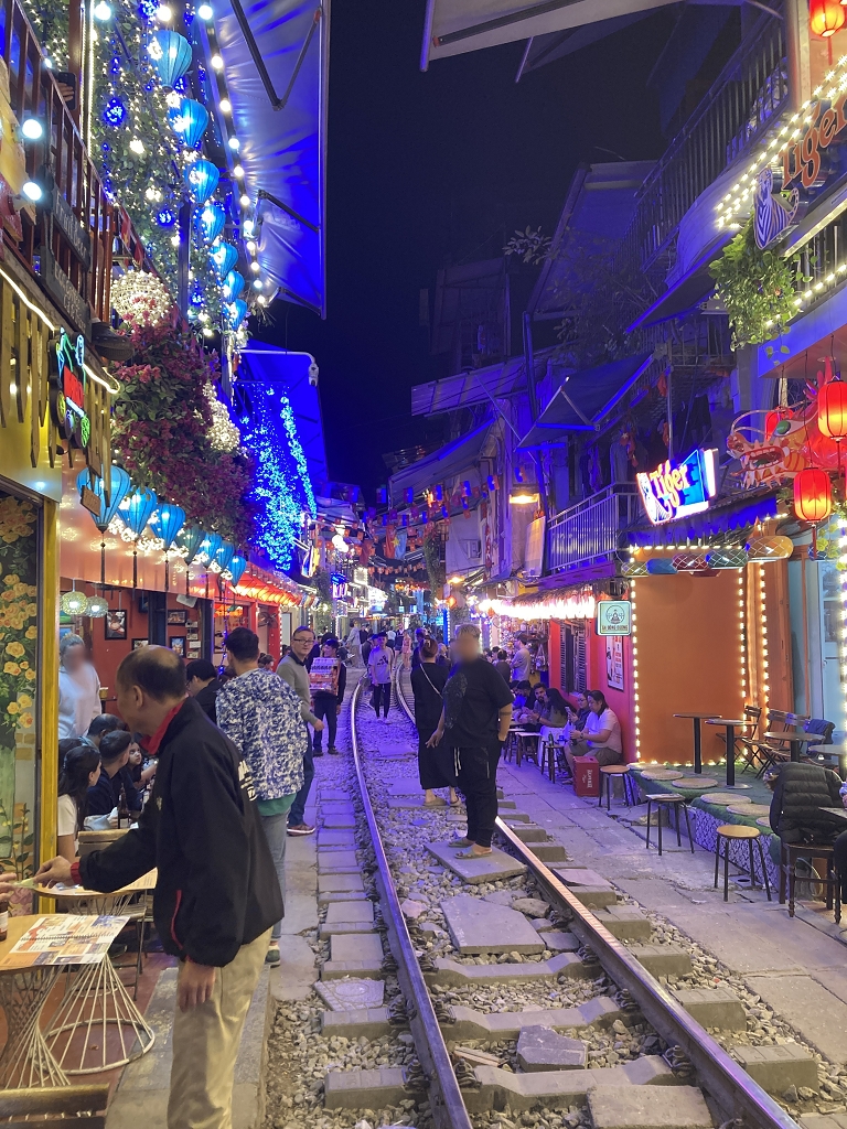 Hanoi Train Street