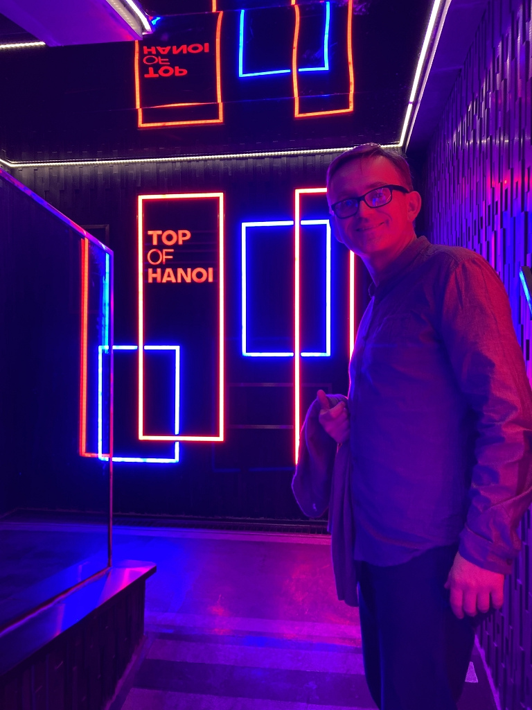 Roof-Top-Bar "Top of Hanoi"