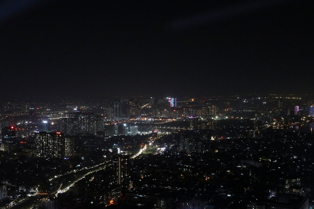 Ausblick von der Roof-Top-Bar "Top of Hanoi"