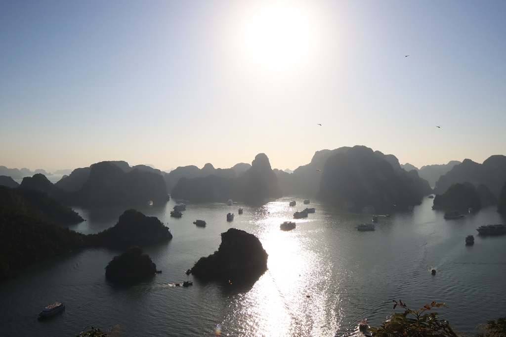 Ausblick auf die Halongbucht von der Ti Top Insel