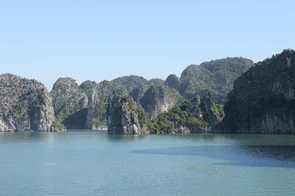 Fahrt durch die Halongbucht