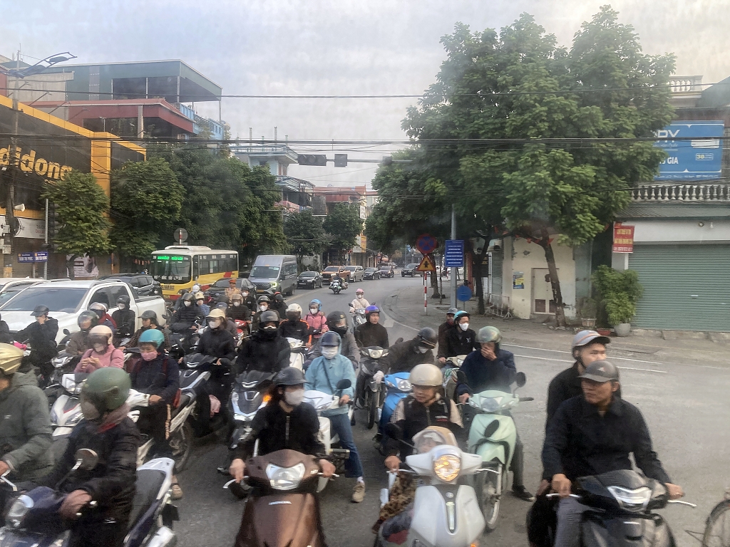 Typisches Bild in Vietnam - Mopeds so weit das Auge reicht