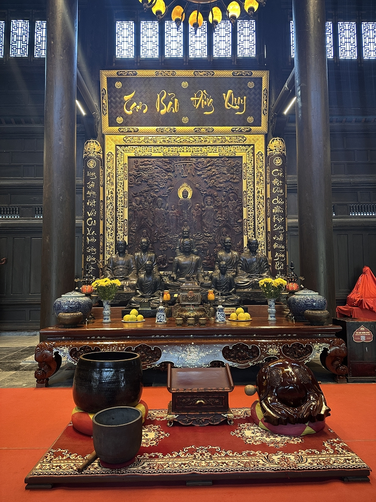 Patriarchs Hall in Bai Dinh