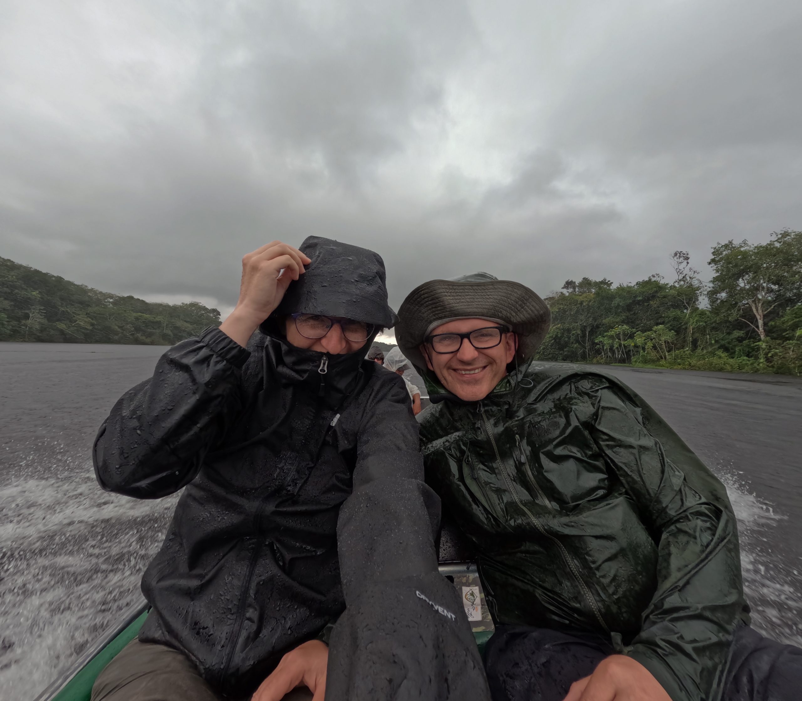 Wenns denn im Regenwald regnet, dann auch mal richtig Wenns denn im Regenwald regnet, dann auch mal richtig